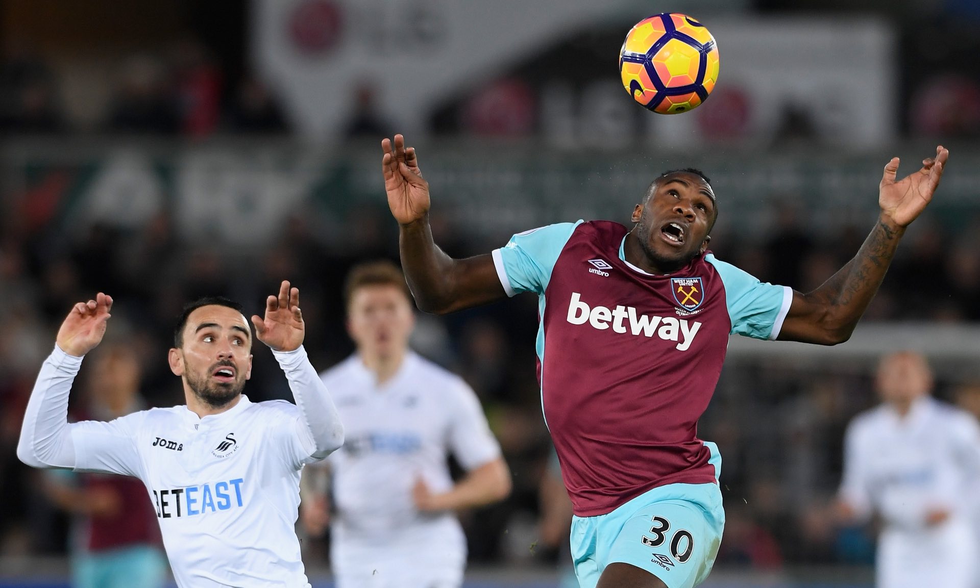 他足球俱乐 他足球俱乐