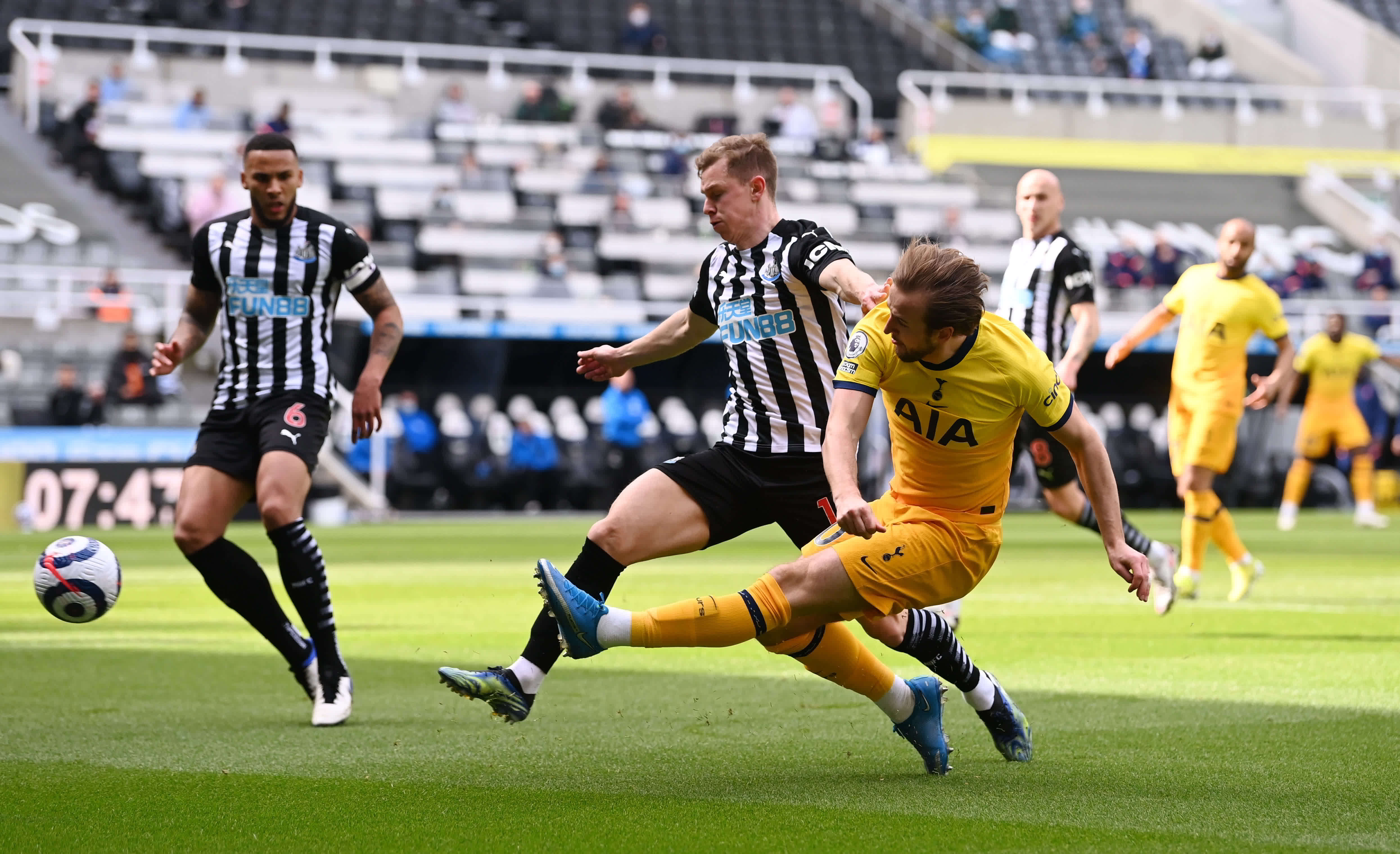 尔图对他的 尔图对他的